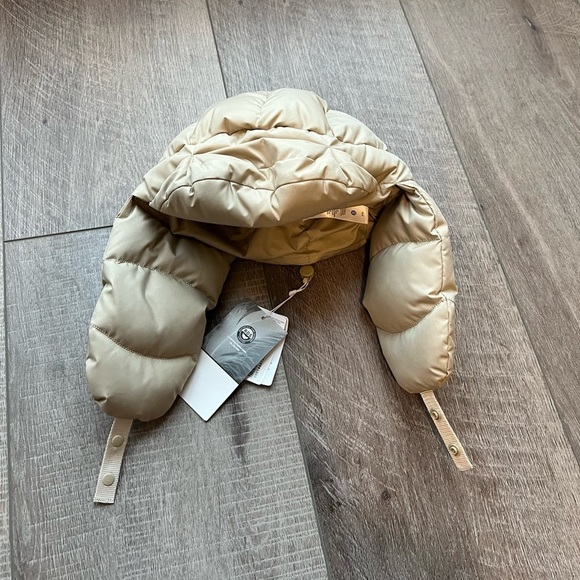 Lululemon Wunder Puff Trapper Hat in Trench main image 7